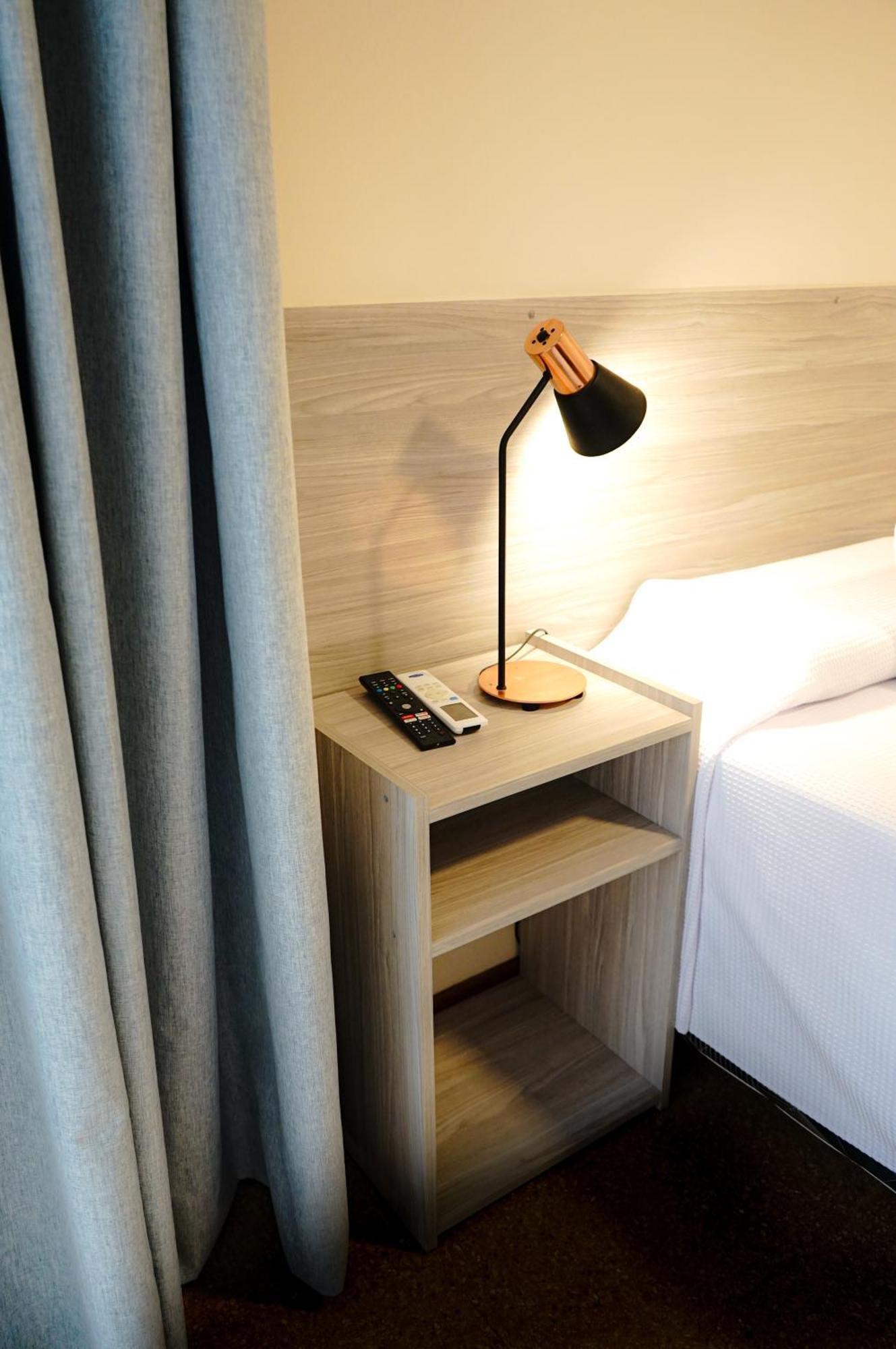 Gs Hotel 萨尔塔 外观 照片