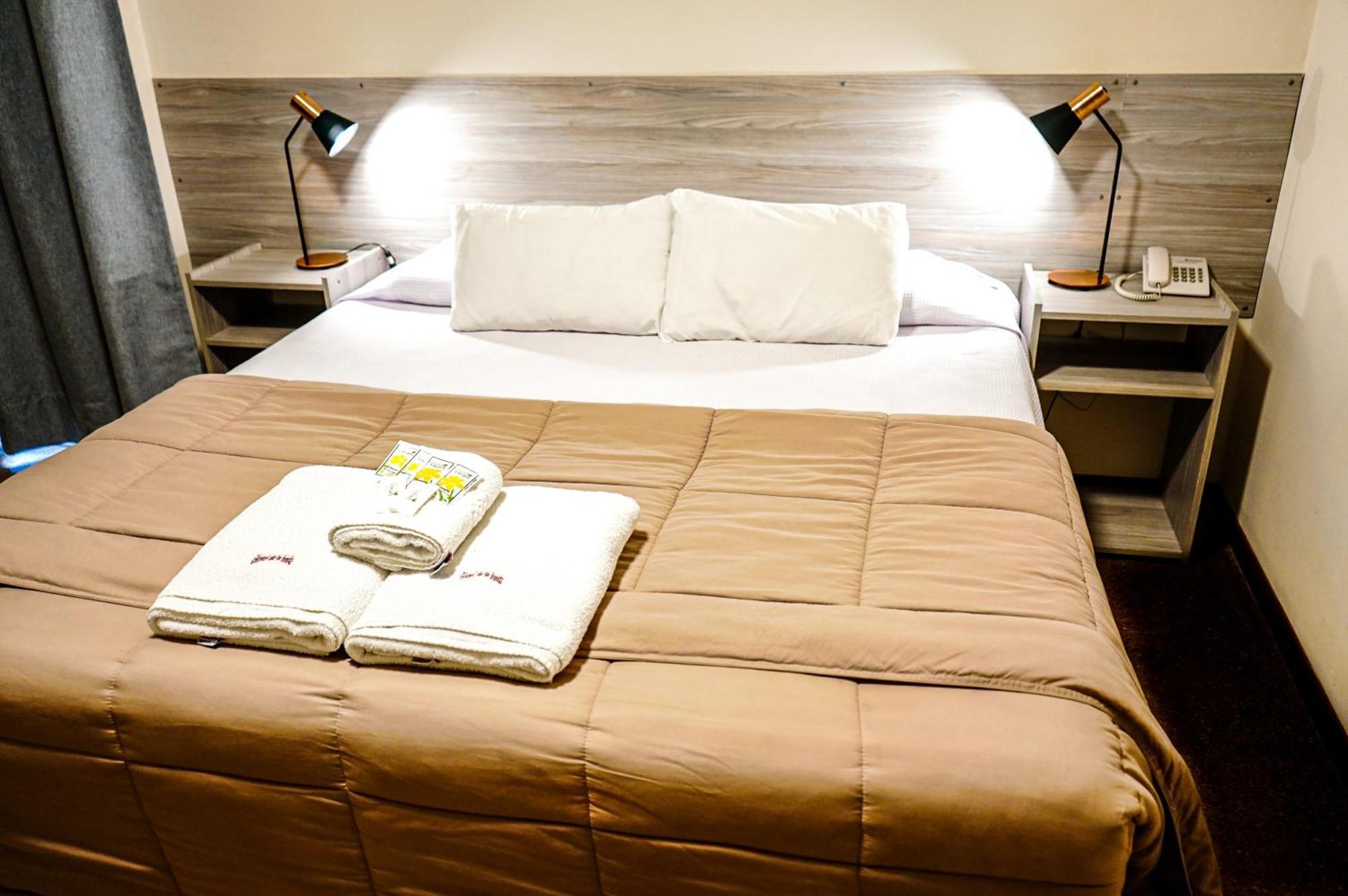 Gs Hotel 萨尔塔 客房 照片